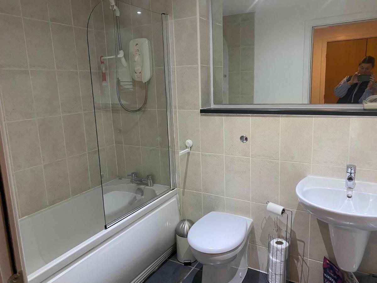 City Centre 2 Bedroom Apartment, Secure Parking. Glasgow Exteriör bild